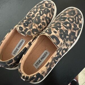 Steve Madden Gills Platform Slip-On Sneaker